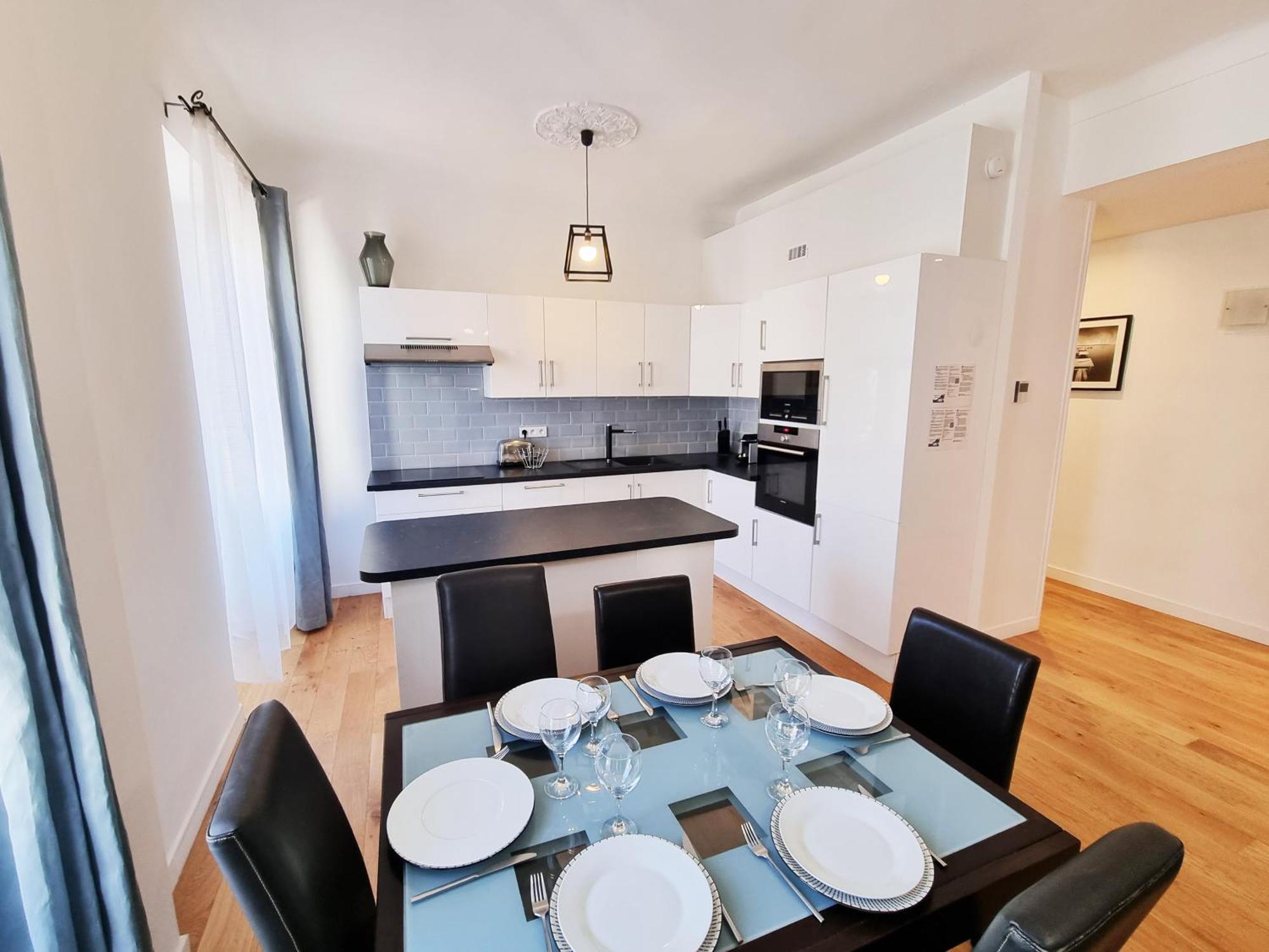 "Le Nomad" By Enjoynice, Luxury Central Apartment With Airco מראה חיצוני תמונה